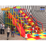 Playground play440 cm 480 x 1050 x 500 (h)